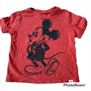 3/$20 GAP+Disney Mickey tee